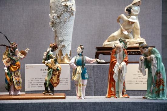 民间工艺展品
